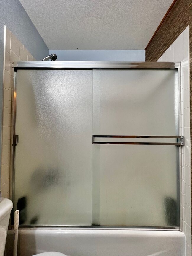 Building Photo - 4 Bed 3 Bath Townhouse in West Fort Collins!