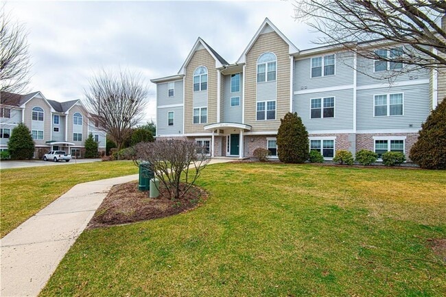 Building Photo - 200 Roger Williams Ave