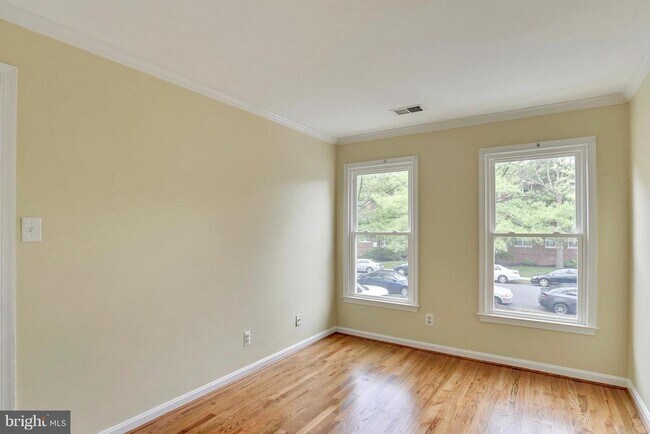 Building Photo - 2107 N Rolfe St