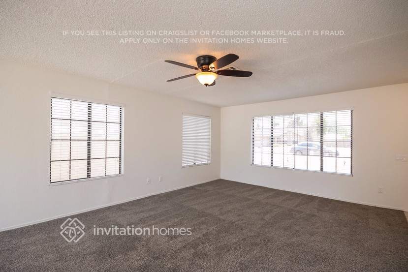 Building Photo - 3338 W Monona Dr