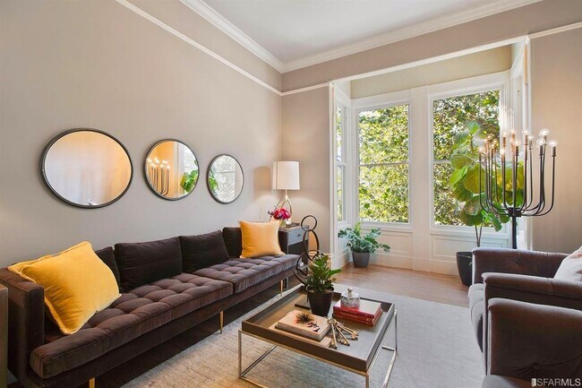 Building Photo - 226-230 Scott St