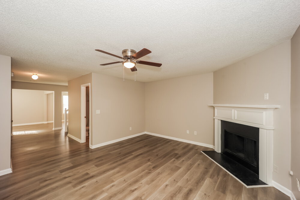 Building Photo - 6891 Derby Ave