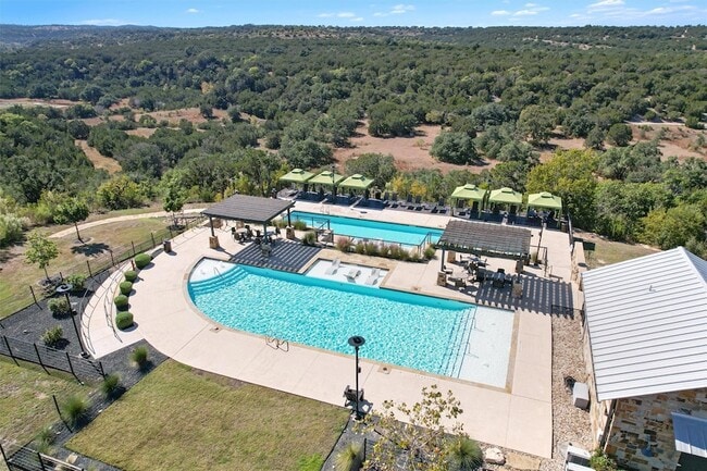 Building Photo - 6313 Empresa Dr