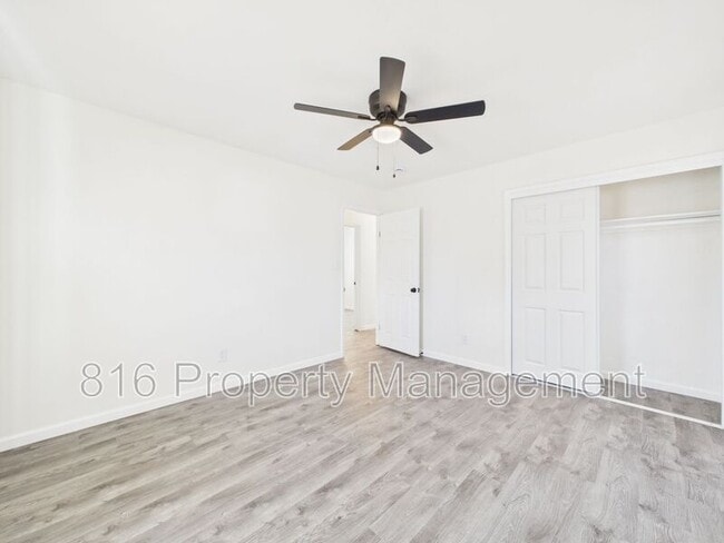 Building Photo - 8506 E 111 St