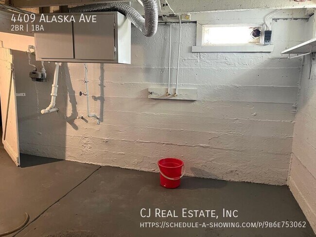 Building Photo - 4409 Alaska Ave