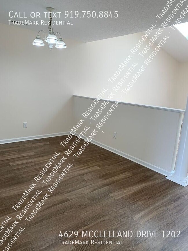Building Photo - 4629 McClelland Dr