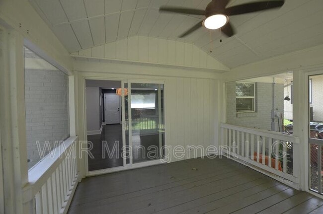 Building Photo - 1820 Windham Pl