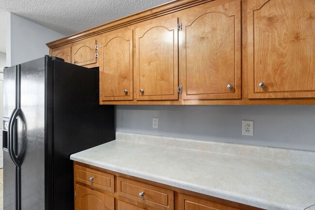 Building Photo - 3832 Cannondale Dr