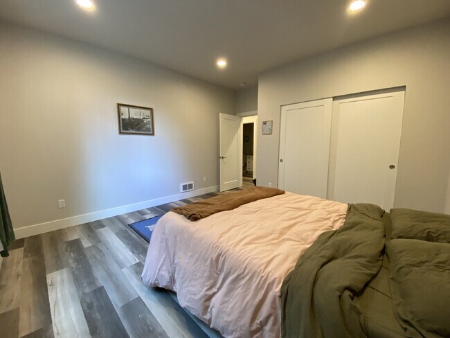 Building Photo - Elevated Modern Living in the Trees of Sudden Valley