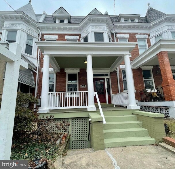 Building Photo - 1416 Webster St NW