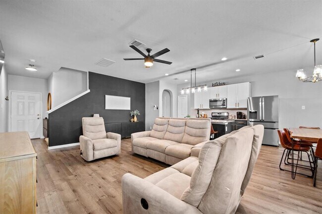 Building Photo - 3915 Calasso Ct