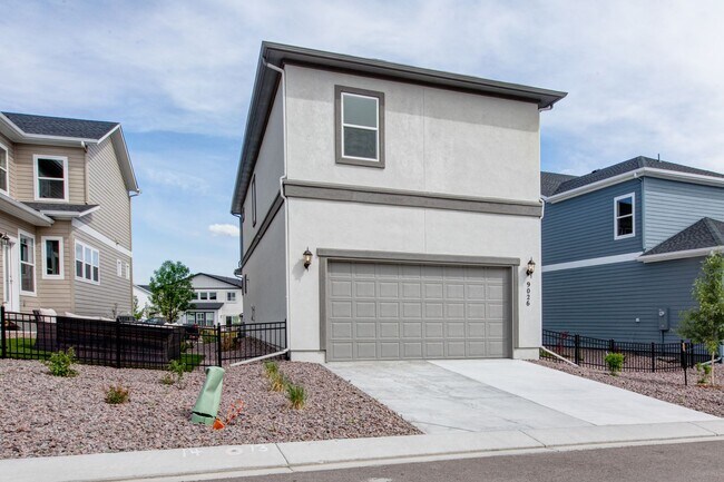 Building Photo - Stunning 4BD/3BA Home in Wolf Ranch – Mode...
