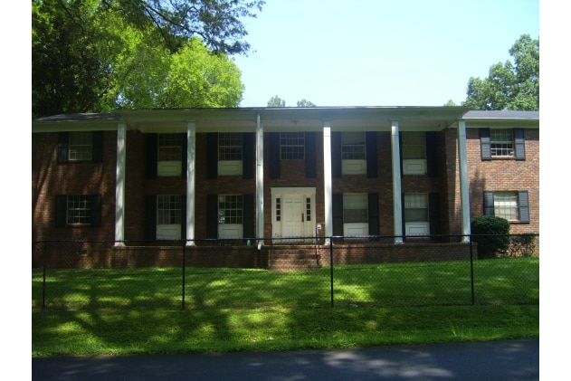 Primary Photo - The 100 @ Rivers Edge Apartments