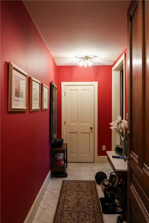 Building Photo - 6 Howe Ave