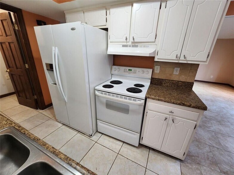 Building Photo - 3186 Quincetree Ln