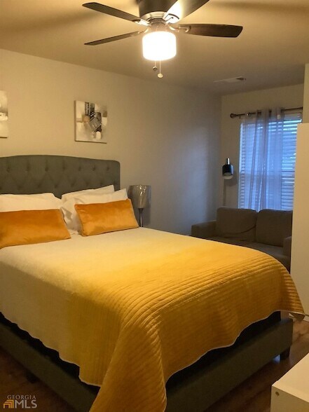 Building Photo - 1519 Creek Bend Ln NW