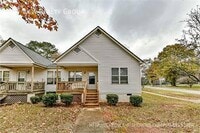 Building Photo - 242 Hoskins Mill Ln