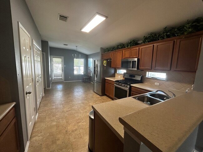 Building Photo - Charming 3 beds 2 baths in Pflugerville!