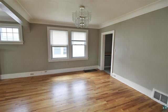 Building Photo - AVAILABLE JUNE - Beautiful 4 Bed 1 Bath Near UMD