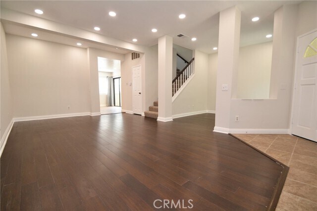 Building Photo - 2595 Plaza del Amo