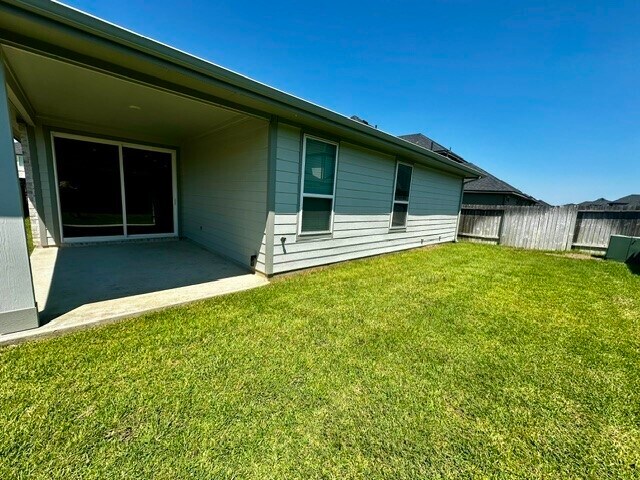 Building Photo - 29243 Pikes Peak Dr