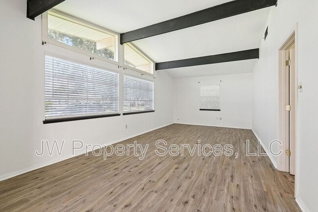 Building Photo - 5700 Boutall St