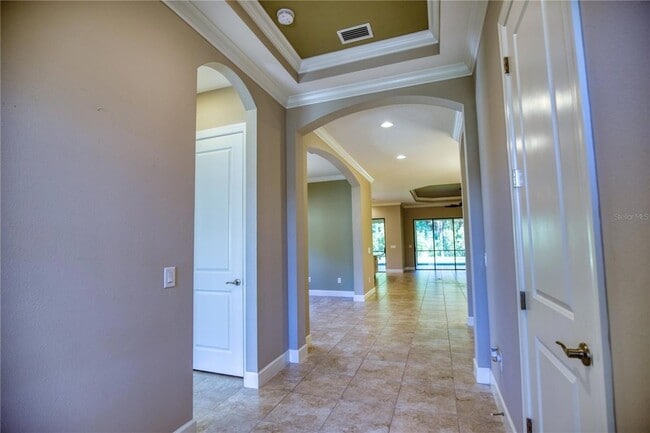 Building Photo - 5628 Semolino St