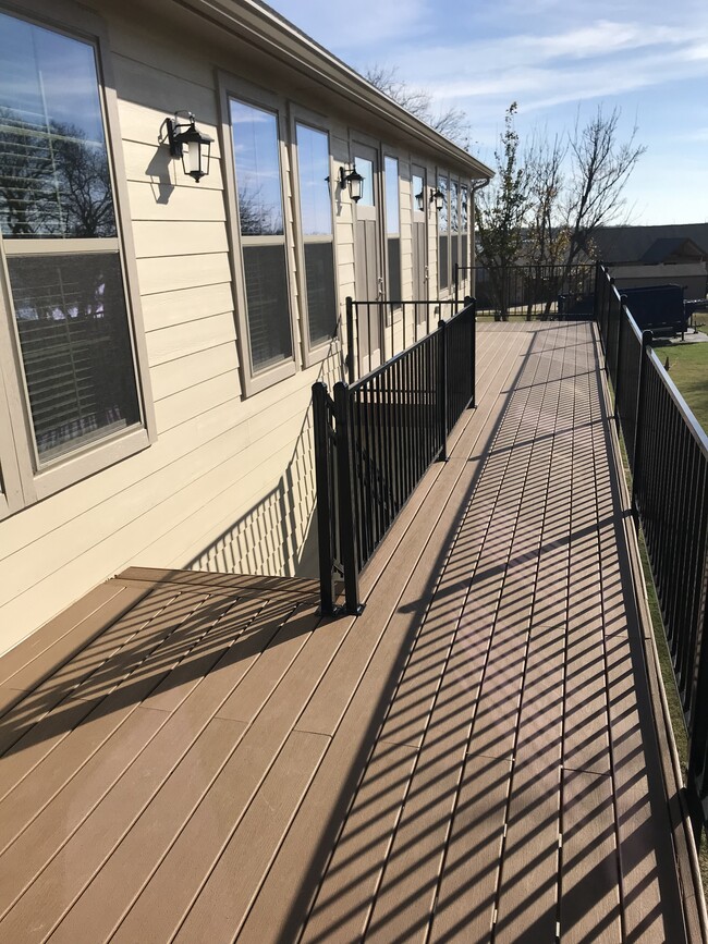 balcony entrance - 1217 Shahan Prairie Rd