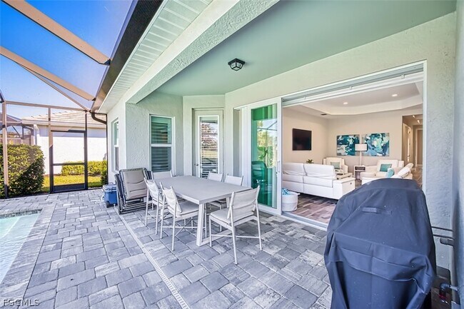 Building Photo - 2925 Willow Ridge Ct