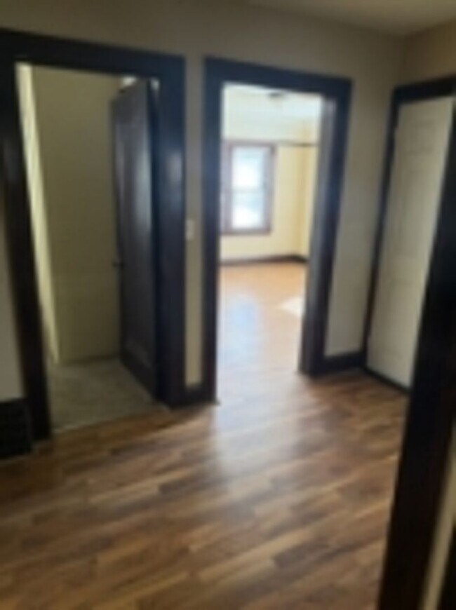 Building Photo - 5689 N 41st St