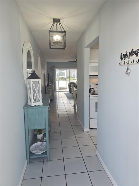 Building Photo - 1461 S Ocean Blvd