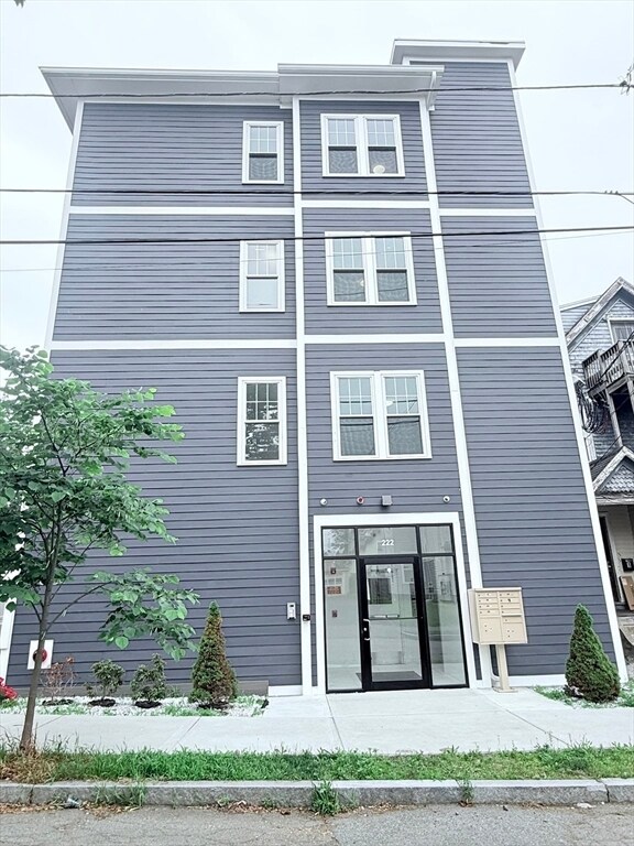 Building Photo - 222 Arlington St