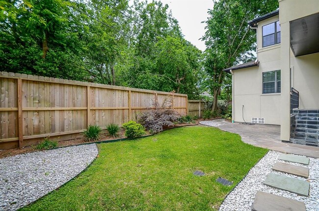 Building Photo - 3515 Durness Way