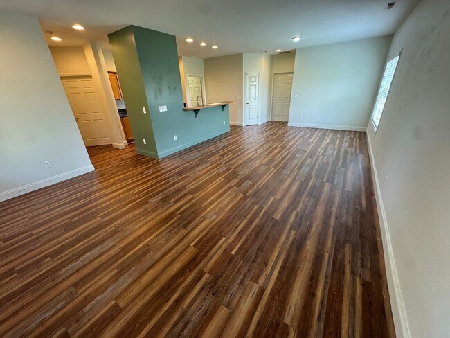 Building Photo - 111 Hatleyberry St