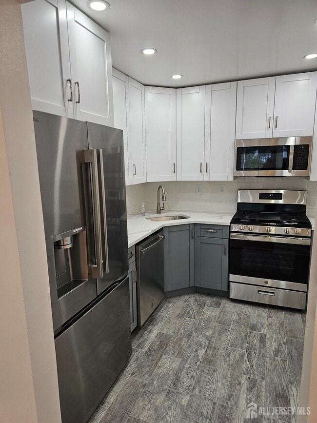 Building Photo - 21 Brighton Way