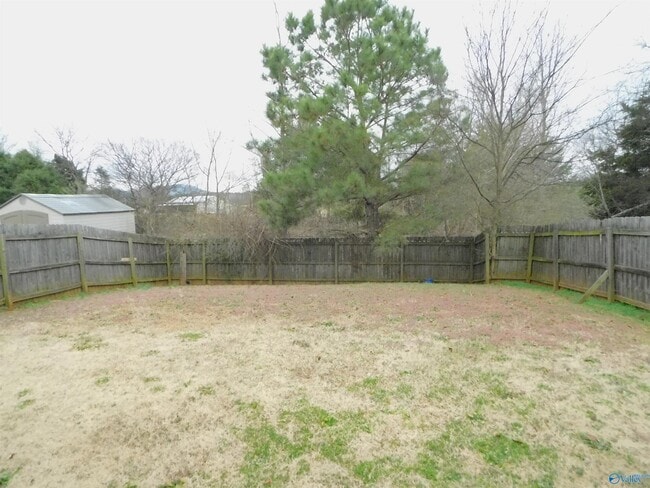 Building Photo - 130 Lockport Dr