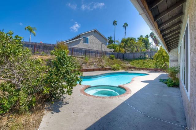 Building Photo - 6428 El Perico Ln