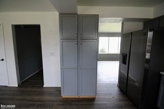 Building Photo - 18672 Beatrice St