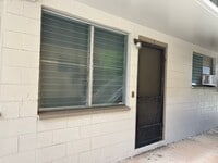 Building Photo - R1171