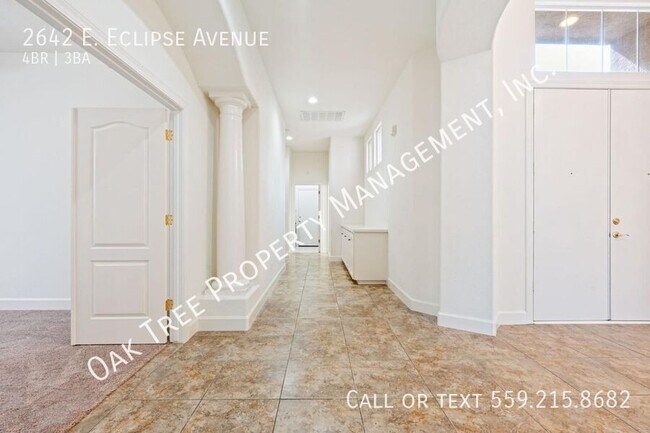 Building Photo - 2642 E Eclipse Ave