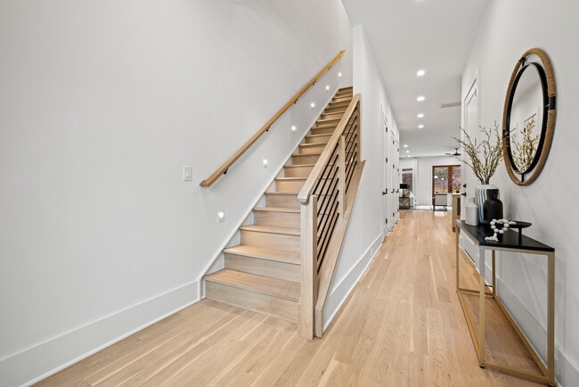 Building Photo - 4705 Walden Ct