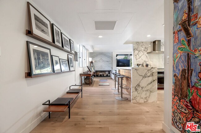 Building Photo - 17352 Sunset Blvd