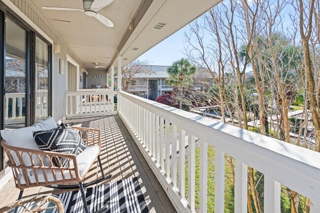 Building Photo - Cute fully furnished 1-Bedroom Codo in Seagrove Beach