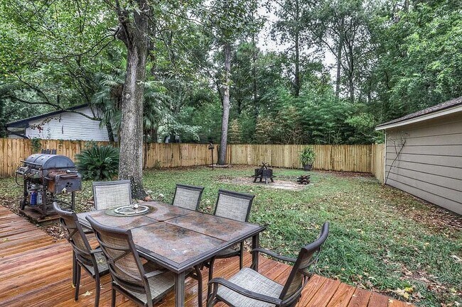 Building Photo - 674 Ravensworth Dr