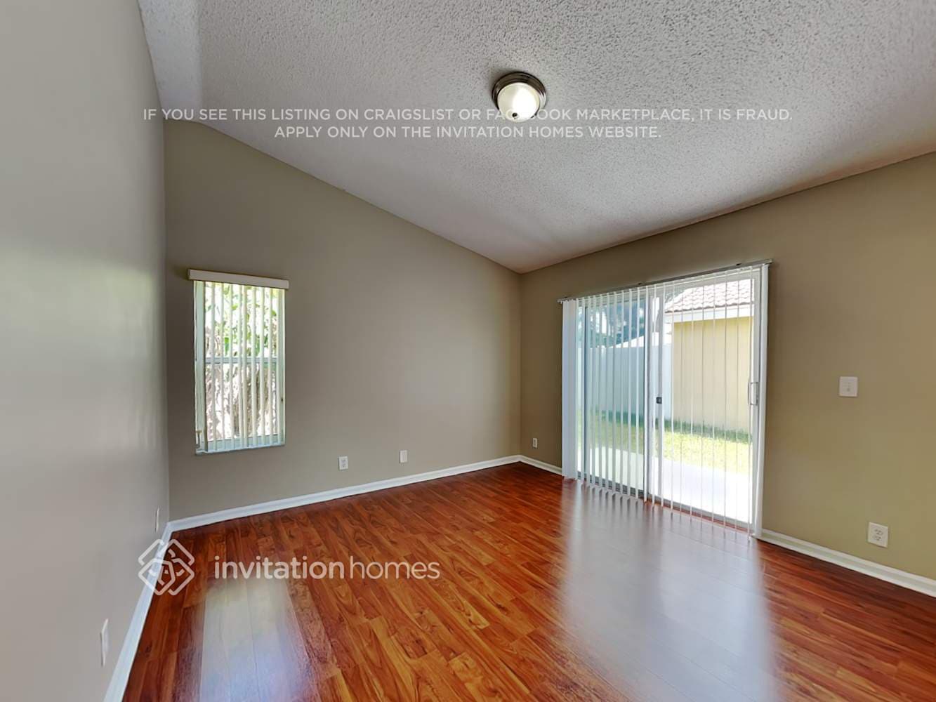 Building Photo - 1928 SW 177th Ave