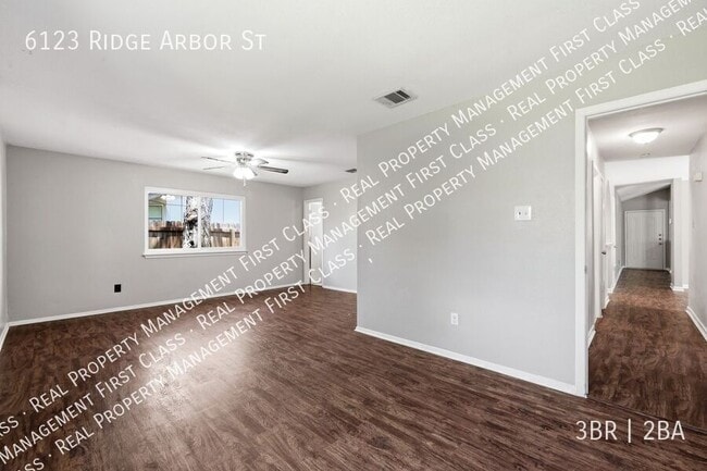Building Photo - 6123 Ridge Arbor St