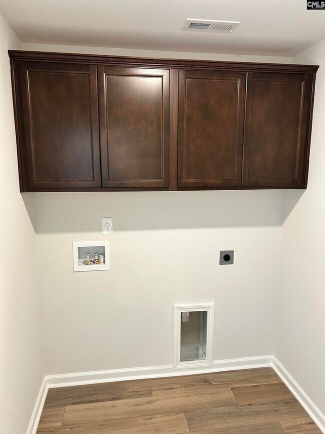 Building Photo - 437 Pinaster Path