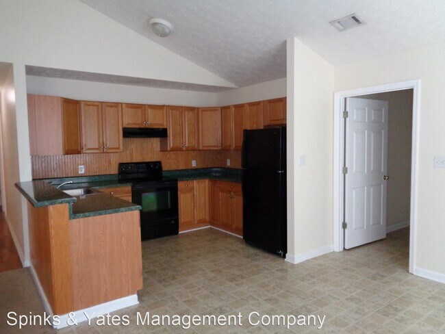 Building Photo - 3310 Hogansville Rd