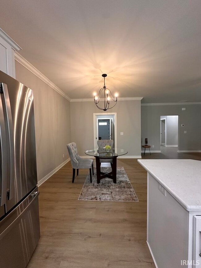Building Photo - 3795 High Pointe Dr