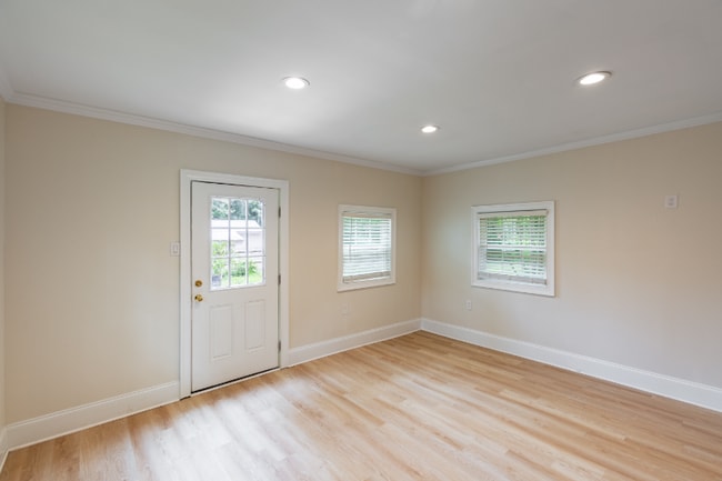 Building Photo - 11439 Scotland Ln